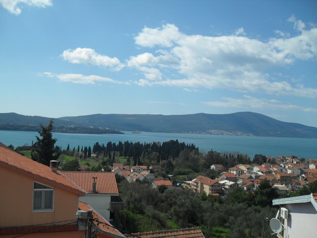 Apartmani Petar Tivat Luaran gambar