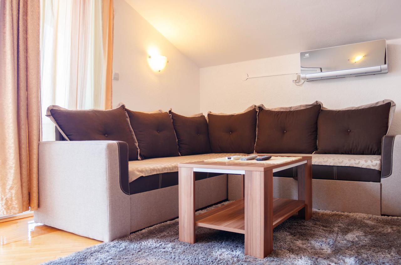 Apartmani Petar Tivat Luaran gambar
