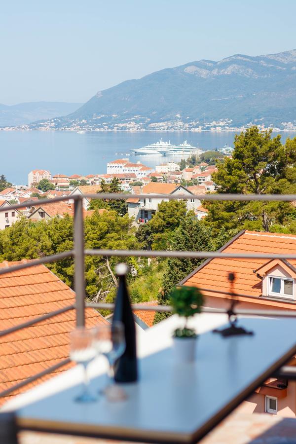 Apartmani Petar Tivat Luaran gambar