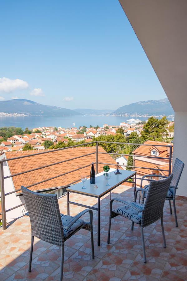 Apartmani Petar Tivat Luaran gambar