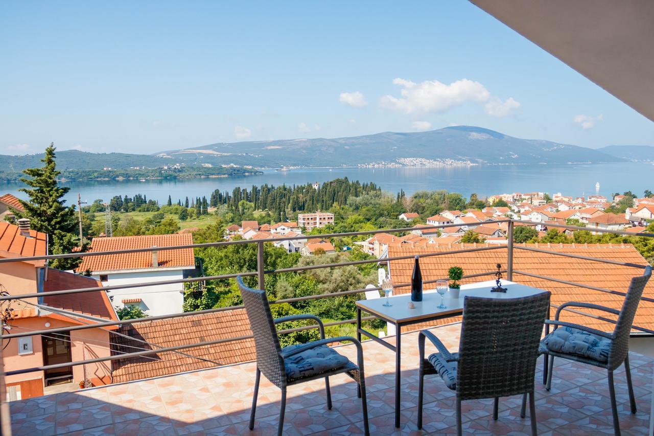 Apartmani Petar Tivat Luaran gambar