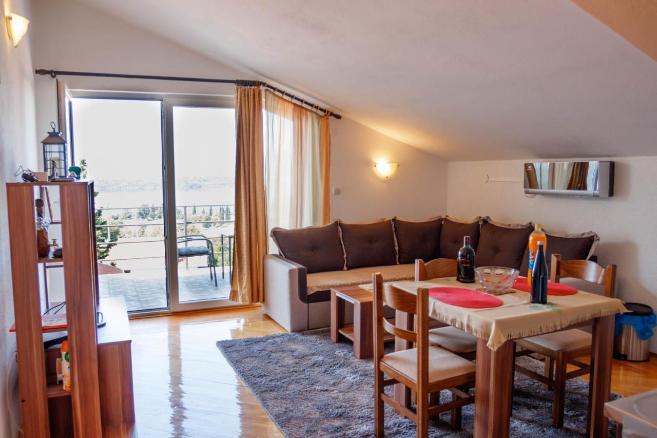 Apartmani Petar Tivat Luaran gambar